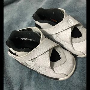 NIKE JORDAN TODDLERS SHOES